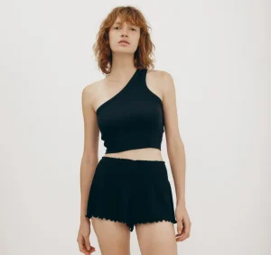Outlet Organic Basics Core Bold Rib Smocked Shorts Black
