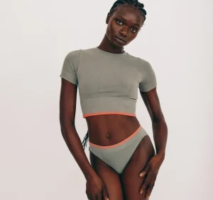 Flash Sale Organic Basics Luxe Touch Crop Tee Seaweed