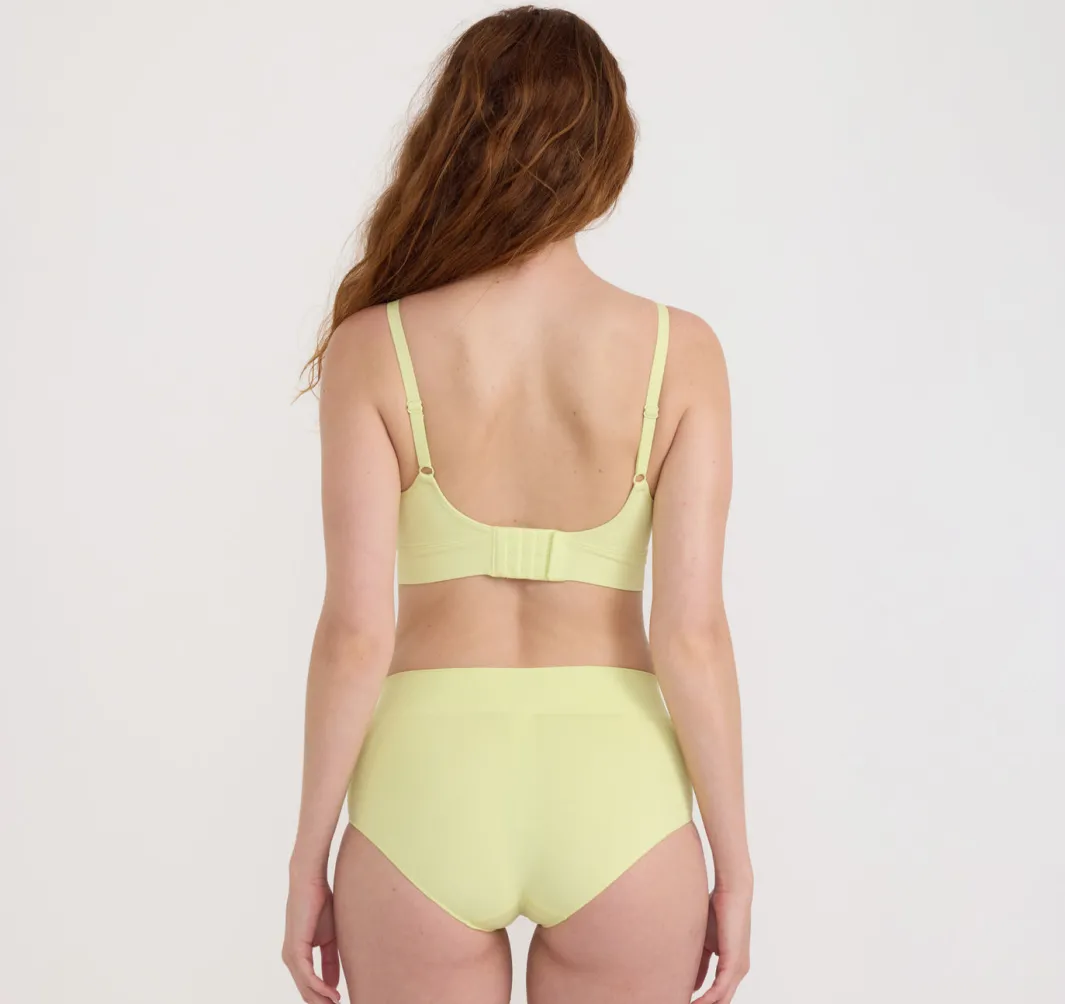 Hot Organic Basics Smooth Padded Bra ElderflowerGreen