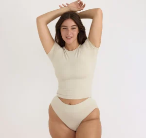 New Organic Basics Smooth Tee Sandstone